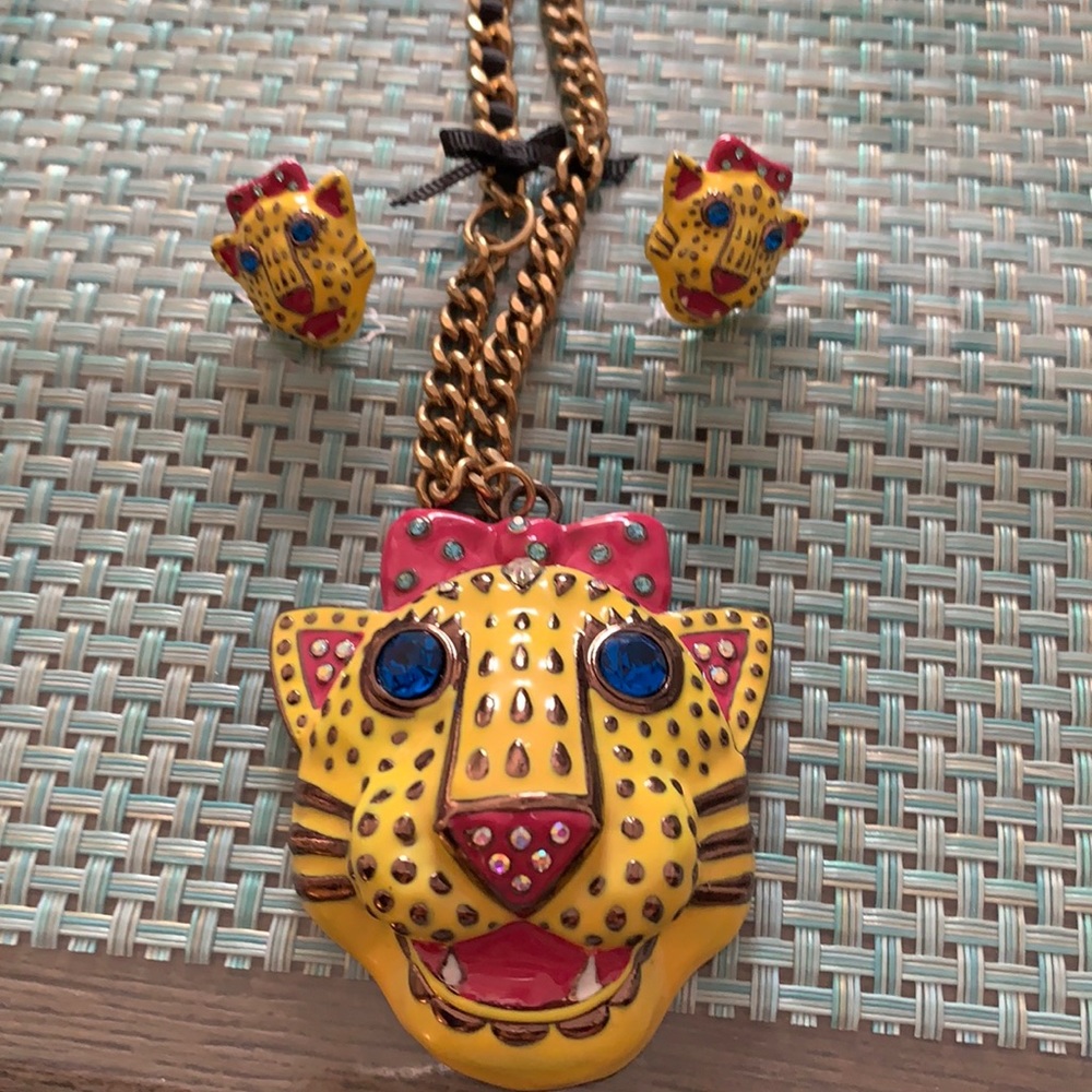 Betsey Johnson Enamel Tiger head necklace/earrings